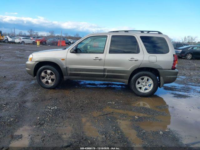Mazda Tribute Image 16